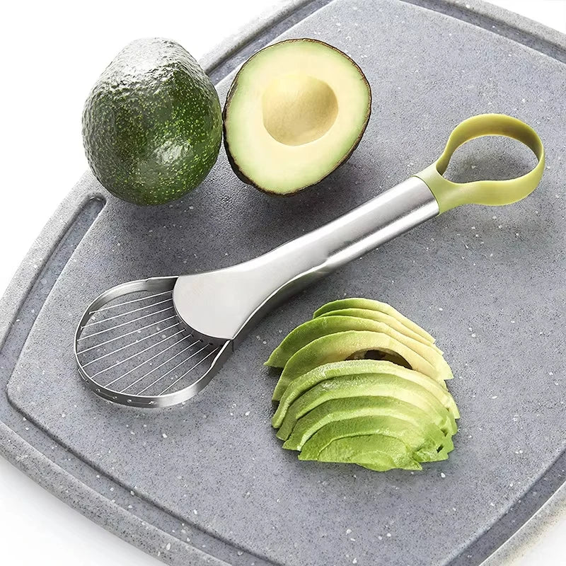 Ustensile coupe-avocat compact pour cuisine
